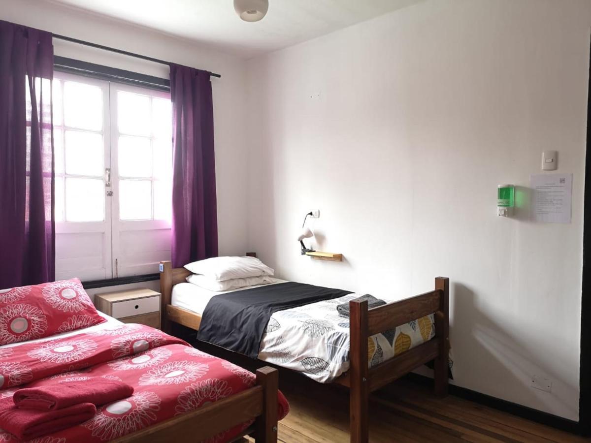 Hostal Vitalia ซานติอาโก ภายนอก รูปภาพ